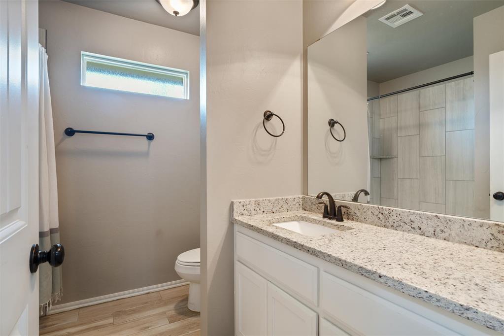 5865 Oak Tree Terrace Property Photo 16