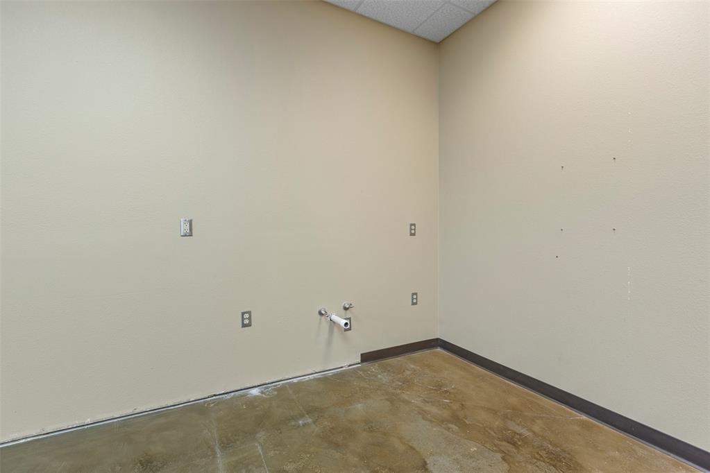 800 Fir Street Property Photo 17