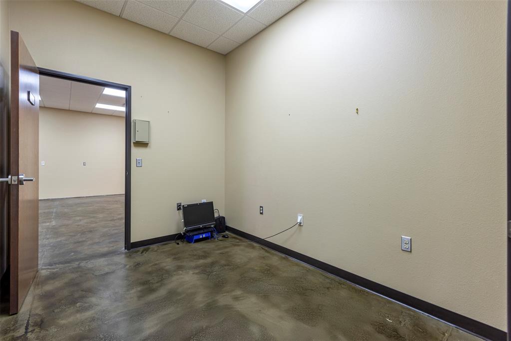 800 Fir Street Property Photo 22