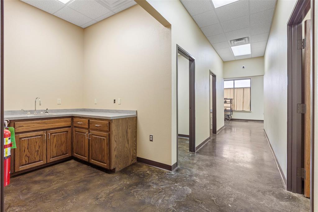 800 Fir Street Property Photo 23