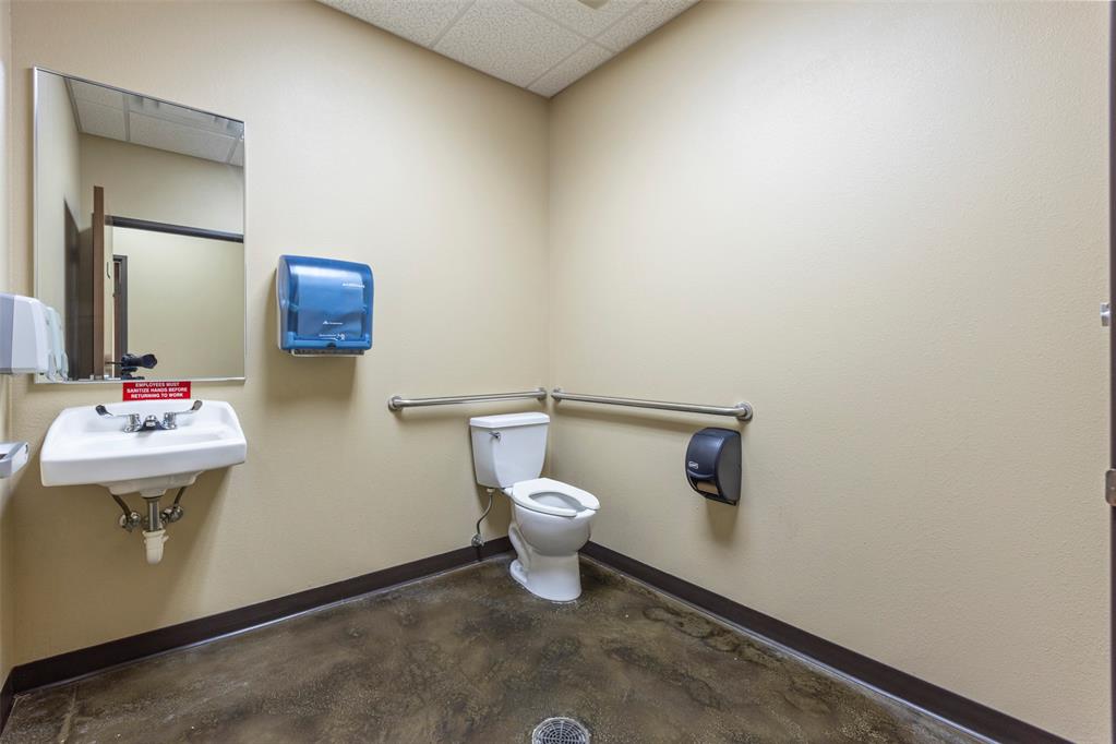 800 Fir Street Property Photo 25