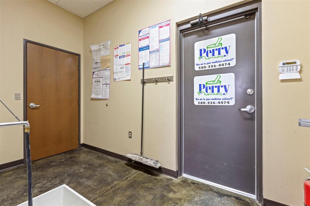 800 Fir Street Property Photo 27