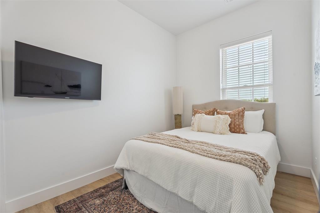 18871 Selah Way Property Photo 21