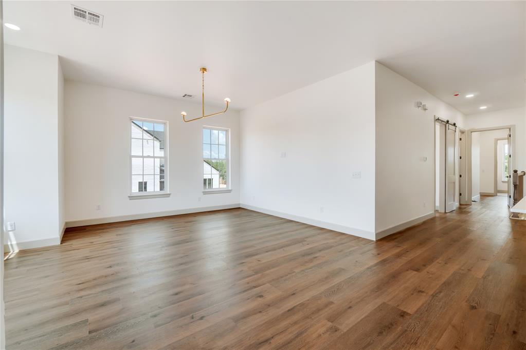 18857 Selah Way Property Photo 27