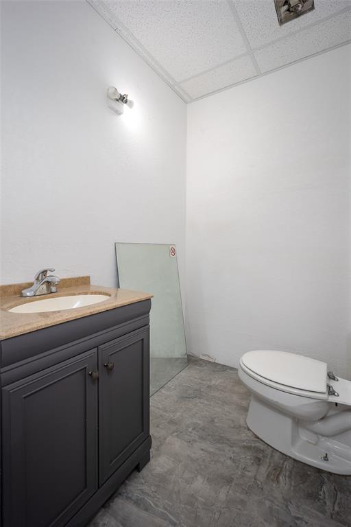 1042 N Flood Avenue 1042 Property Photo 6