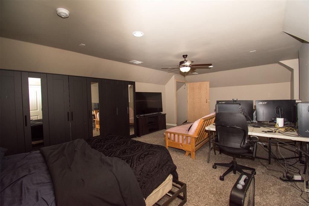 10217 Sw 24th Street Property Photo 25