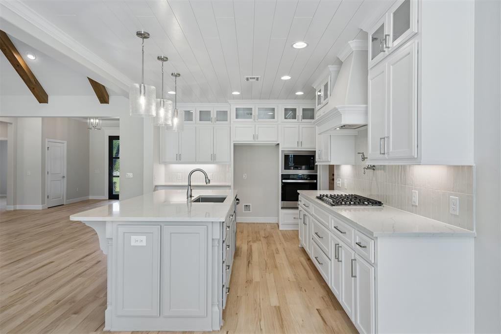 29820 E Ridge Road Property Photo 13