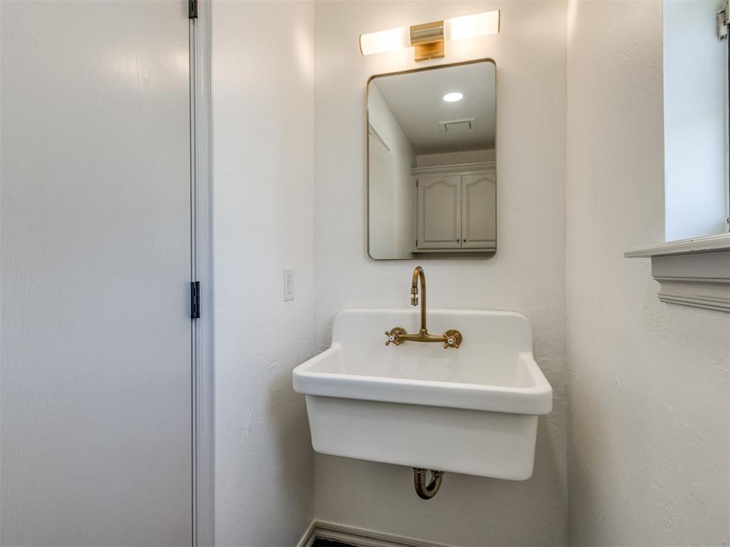 4217 Maxine Drive Property Photo 33