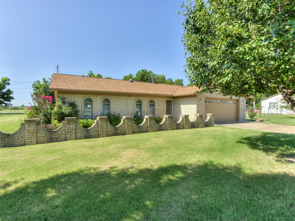 707 W Van Buren Street Property Photo 2