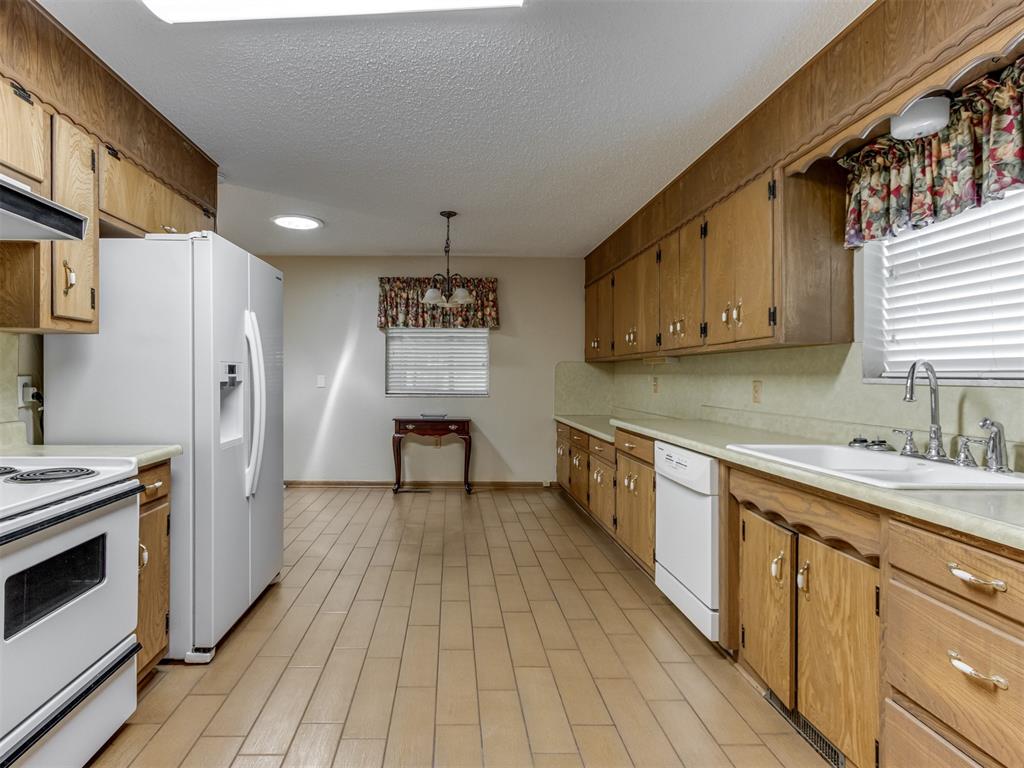 707 W Van Buren Street Property Photo 14