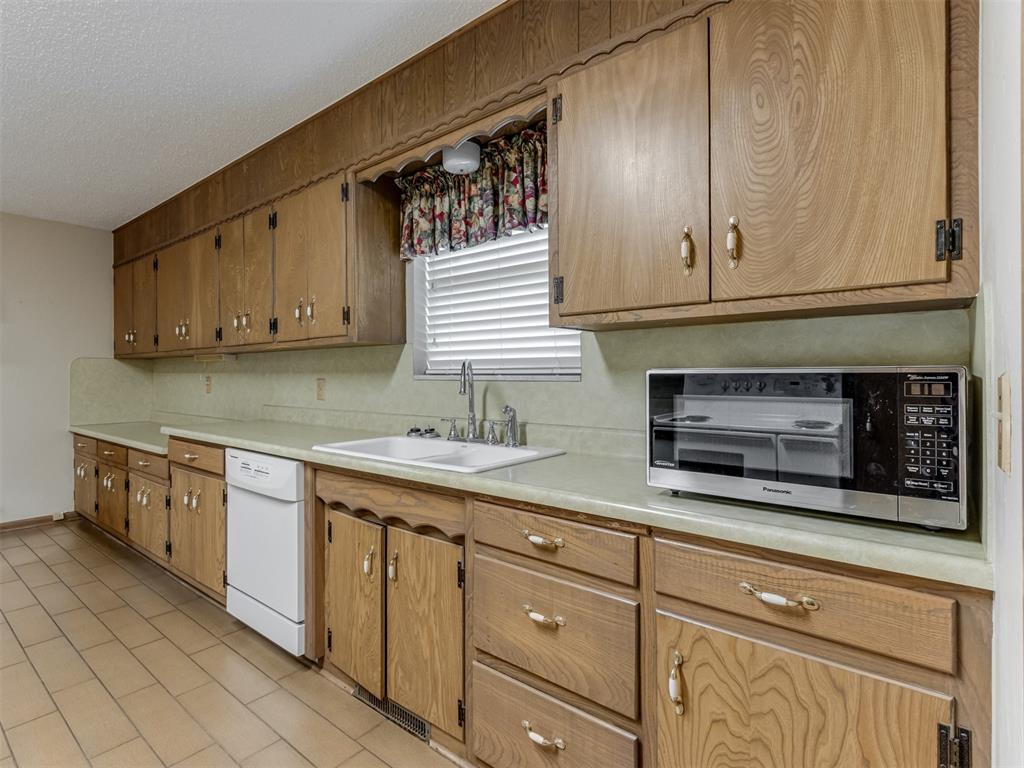 707 W Van Buren Street Property Photo 17