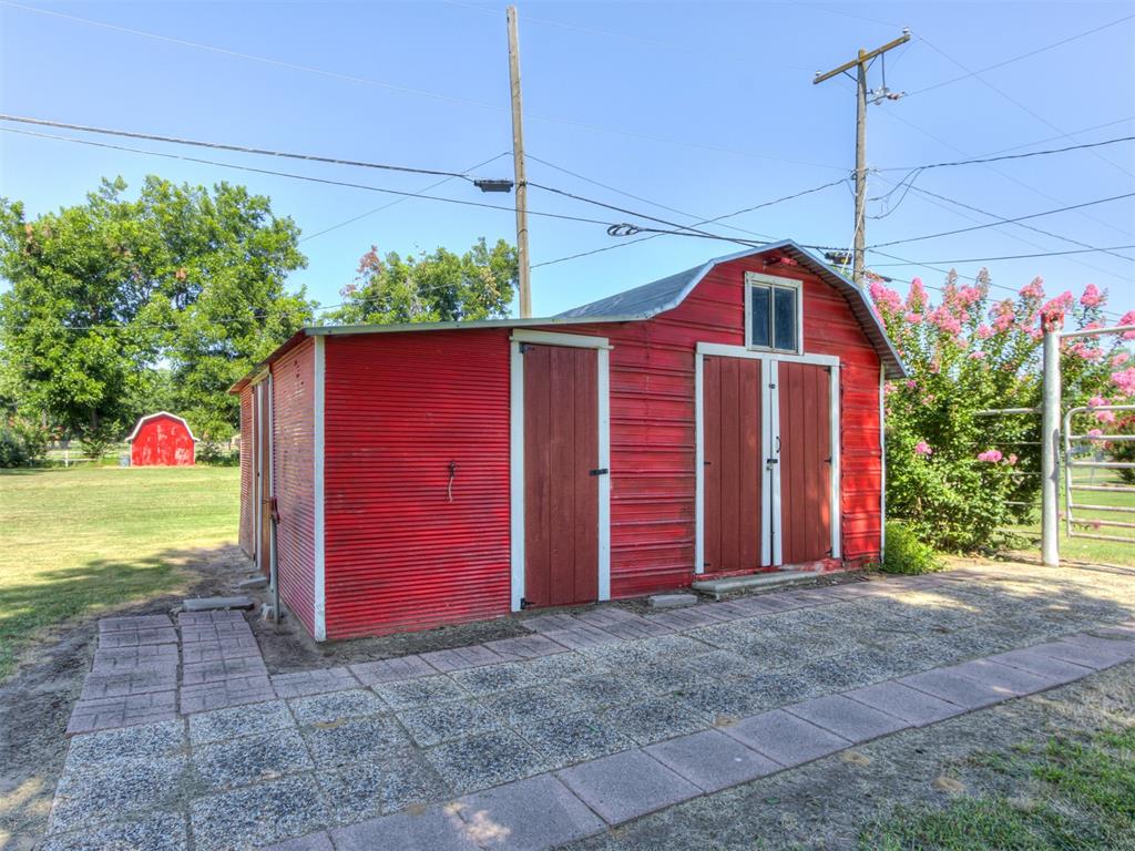 707 W Van Buren Street Property Photo 38