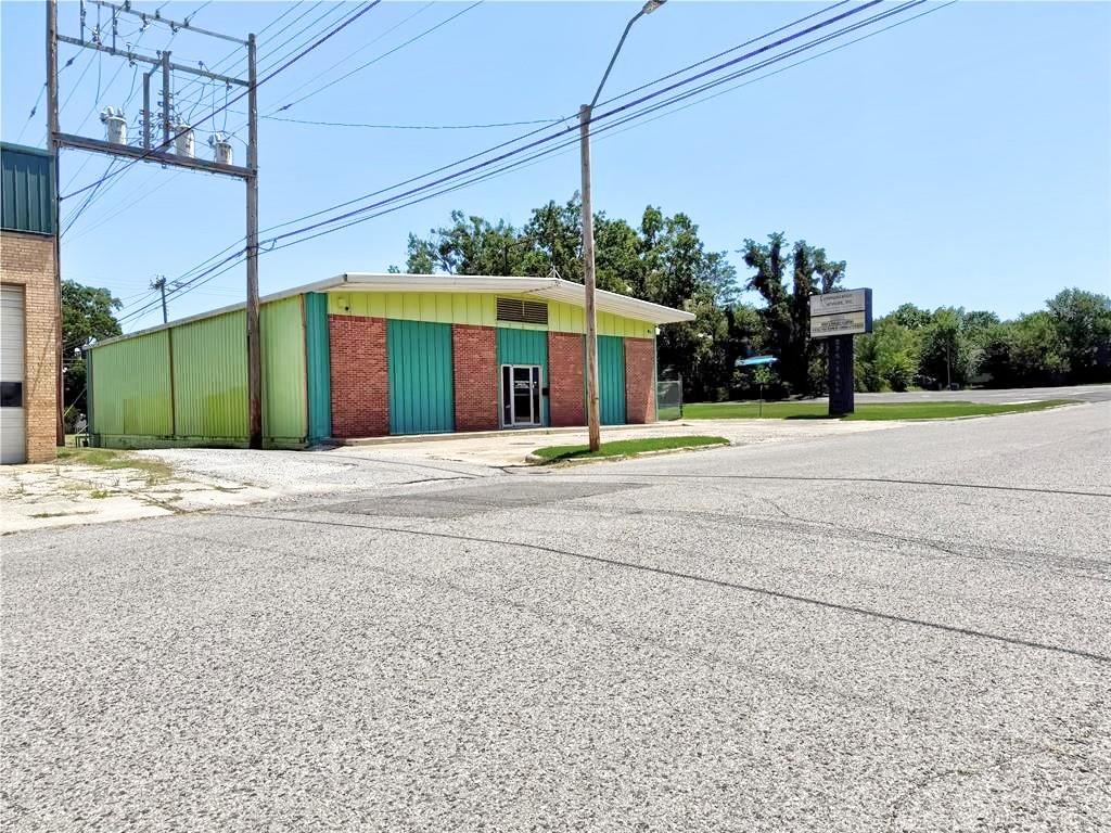 115 S Oklahoma Avenue Property Photo