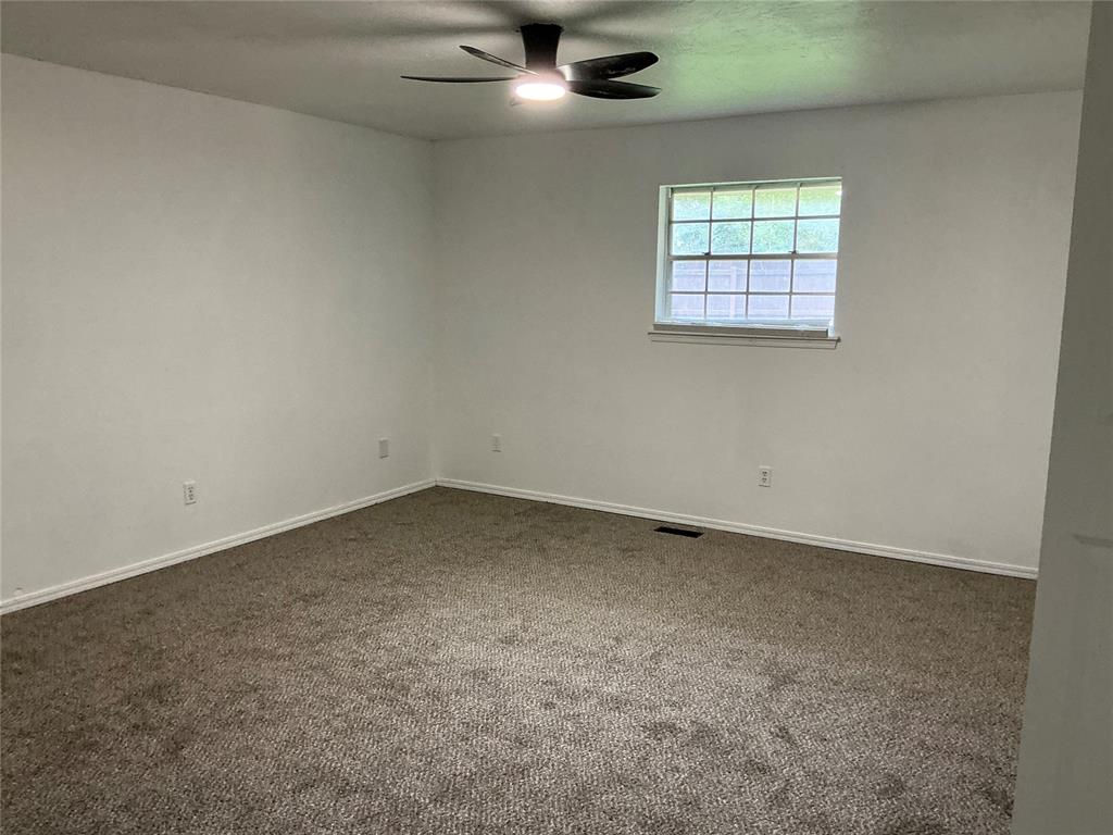 9901 Hummingbird Lane Property Photo 23