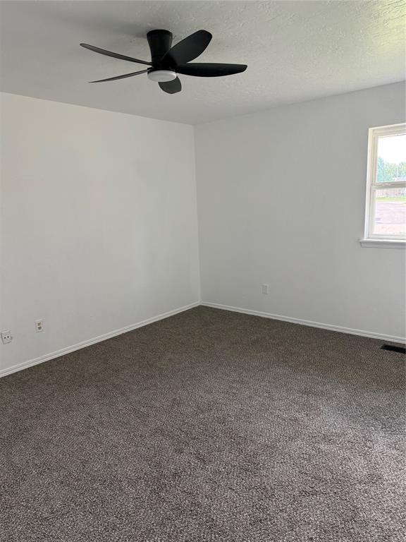 9901 Hummingbird Lane Property Photo 33