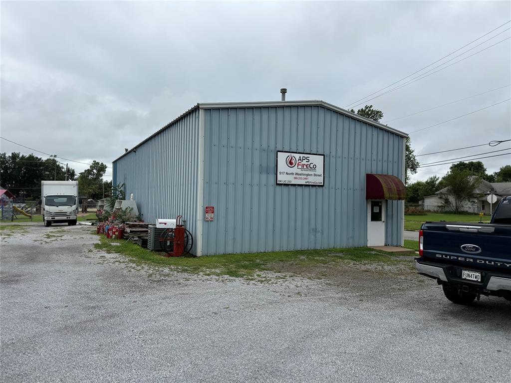 517 N Washington Avenue Property Photo 1