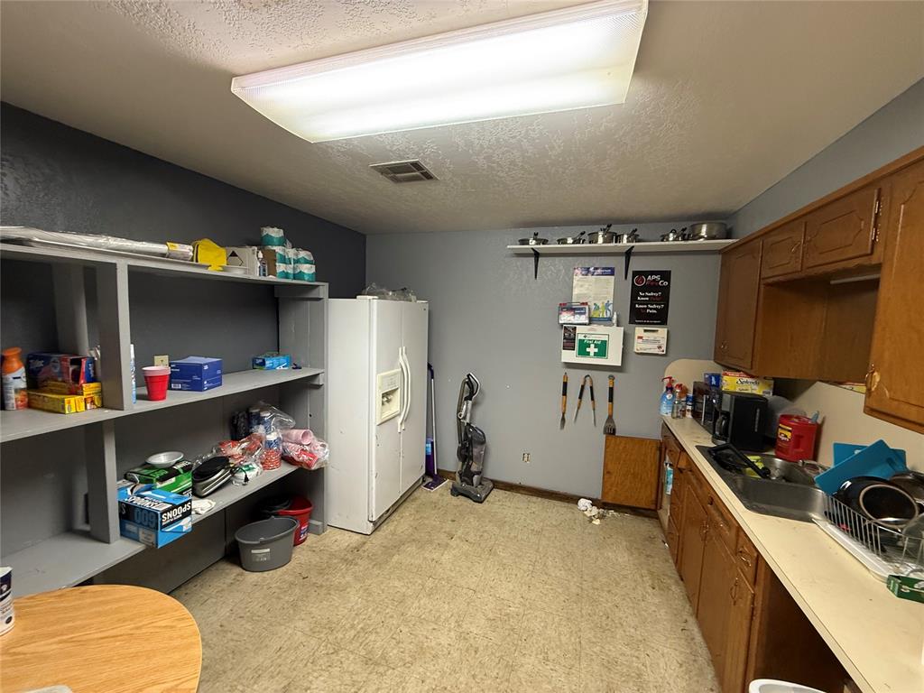 517 N Washington Avenue Property Photo 9