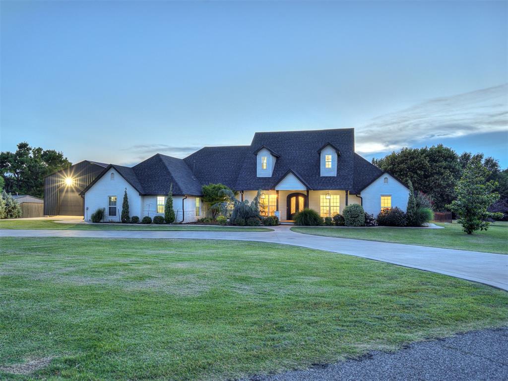 3701 Tiffany Circle Property Photo 2