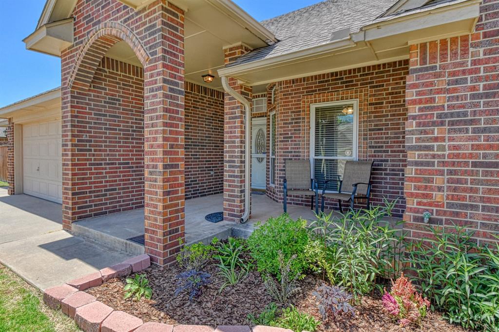 112 Ridge Lake Blvd Property Photo 3