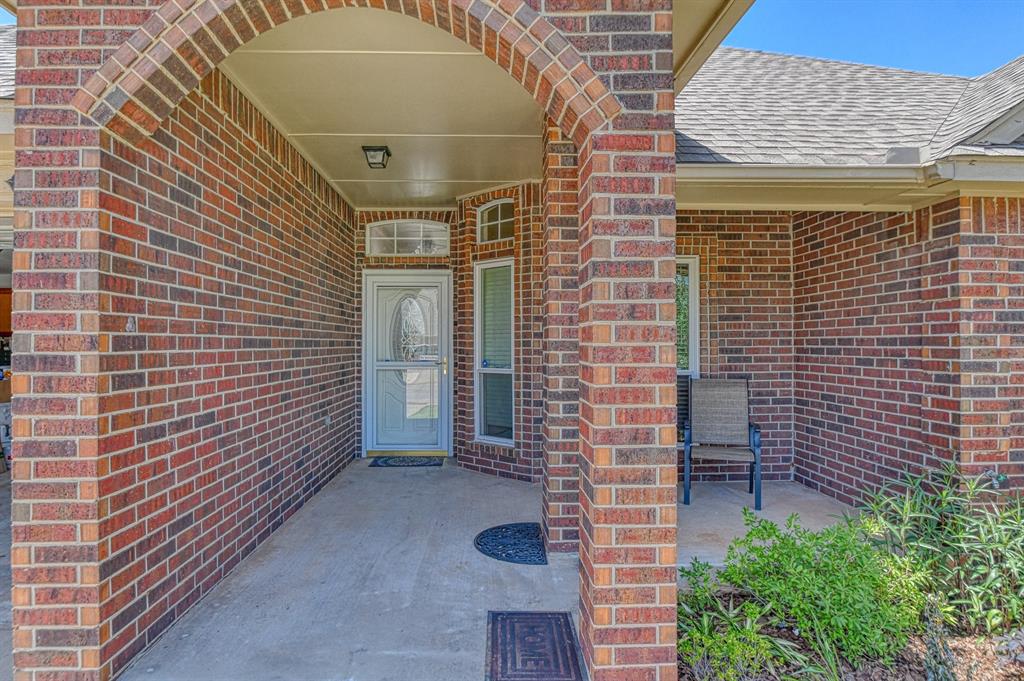 112 Ridge Lake Blvd Property Photo 4