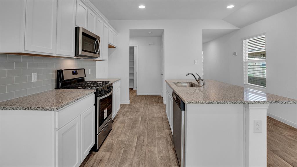 10709 Red Thistle Drive Property Photo 6