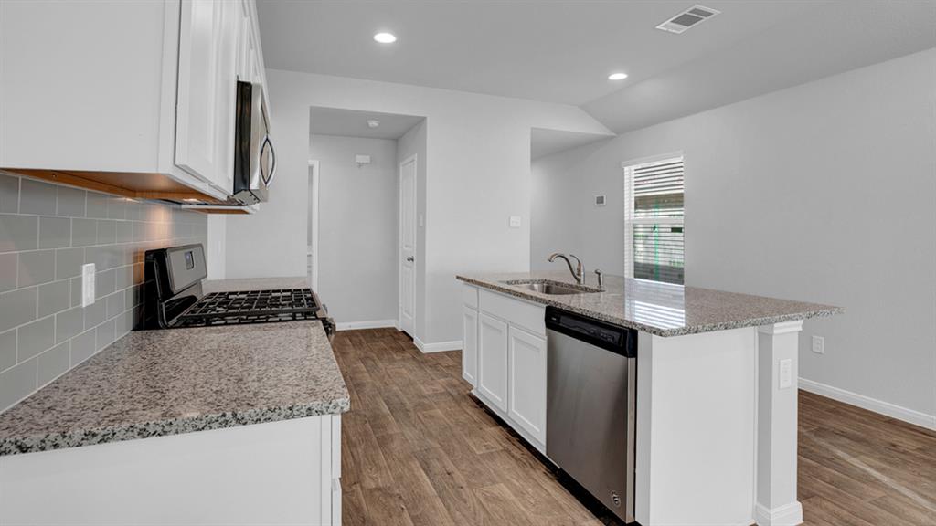 10709 Red Thistle Drive Property Photo 7
