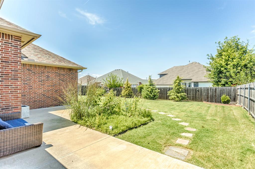 9125 Sw 28th Street Property Photo 2