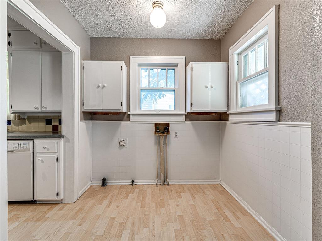 1217 N Market Avenue Property Photo 27
