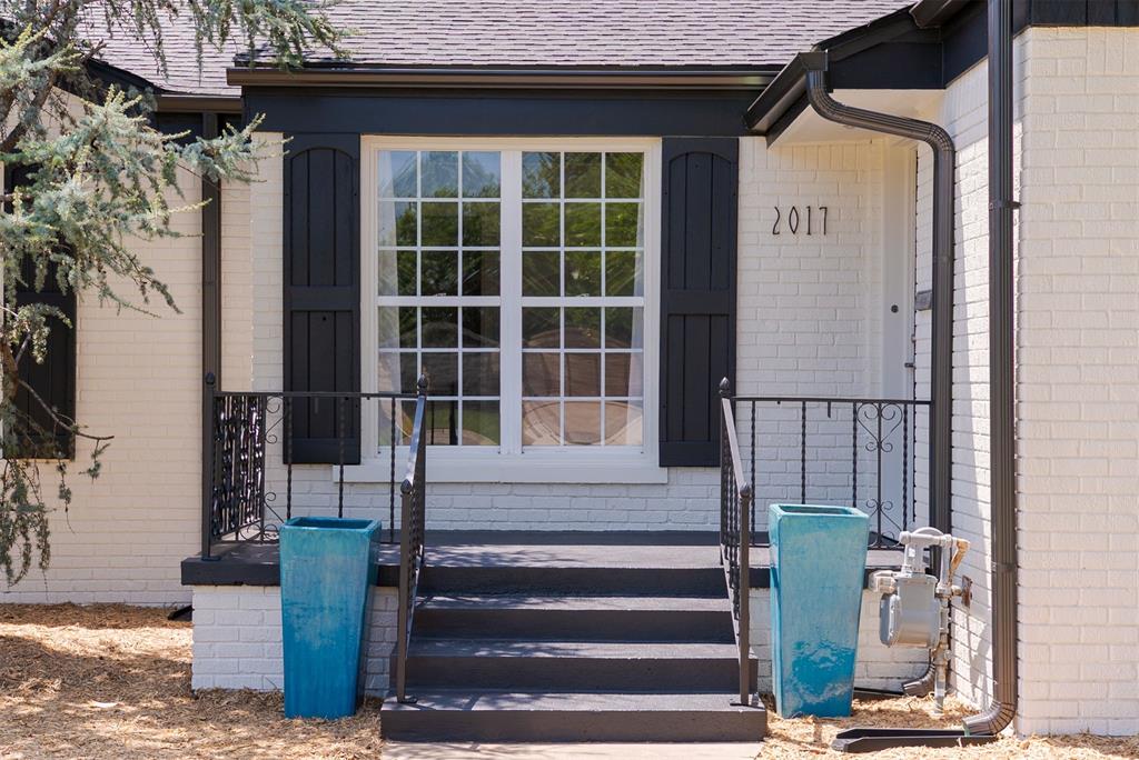 2017 Huntington Avenue Property Photo 4
