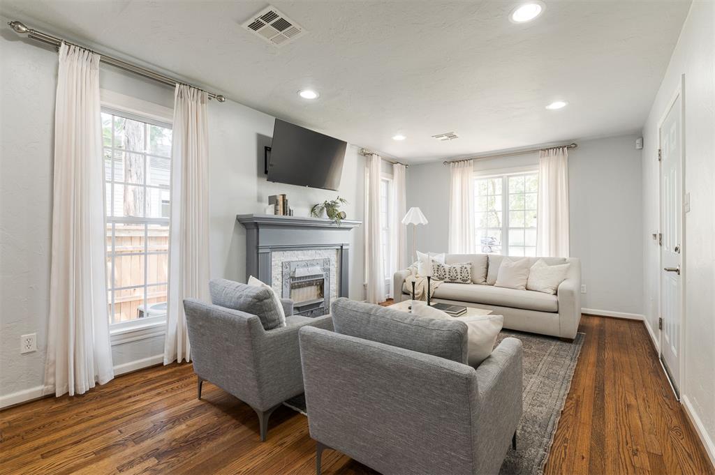 2017 Huntington Avenue Property Photo 7
