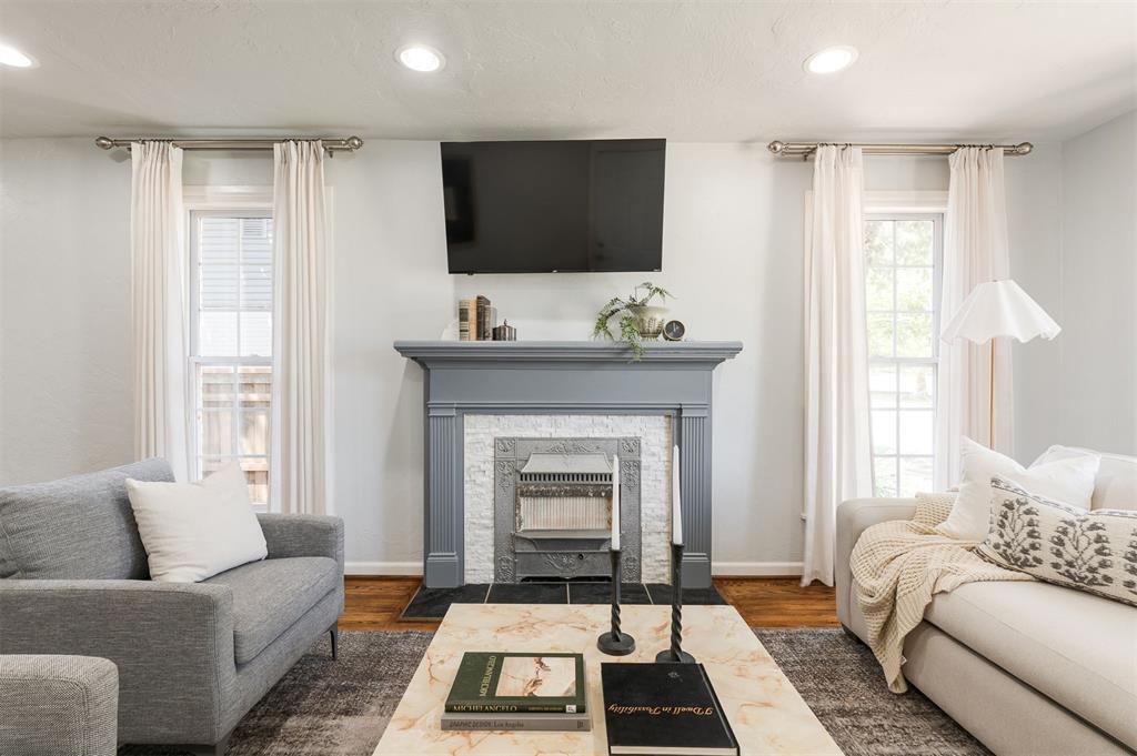 2017 Huntington Avenue Property Photo 9