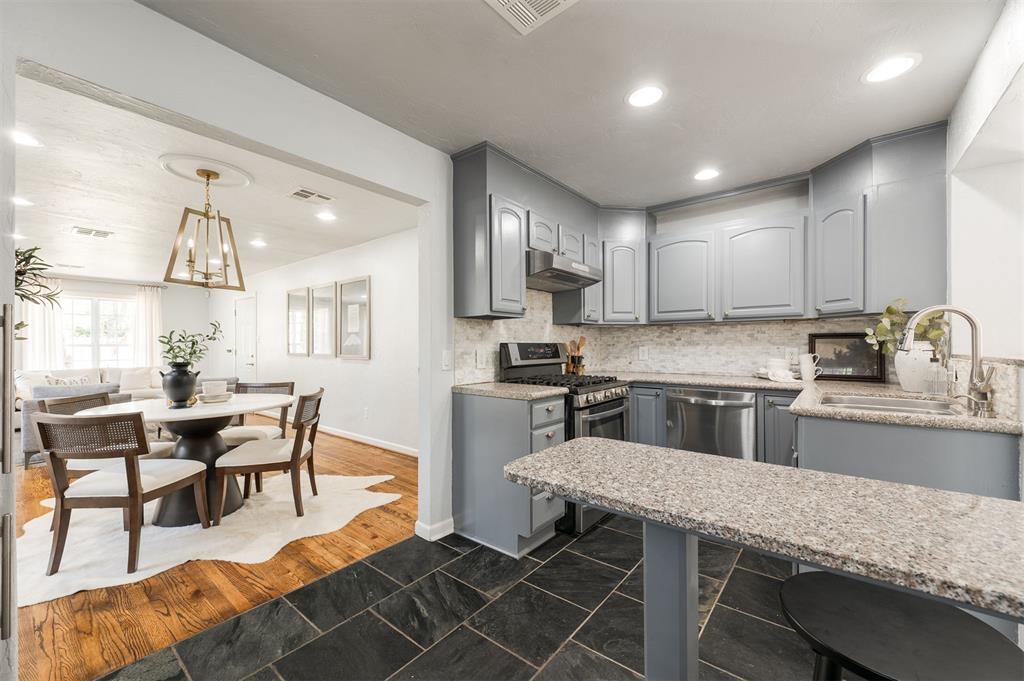 2017 Huntington Avenue Property Photo 23