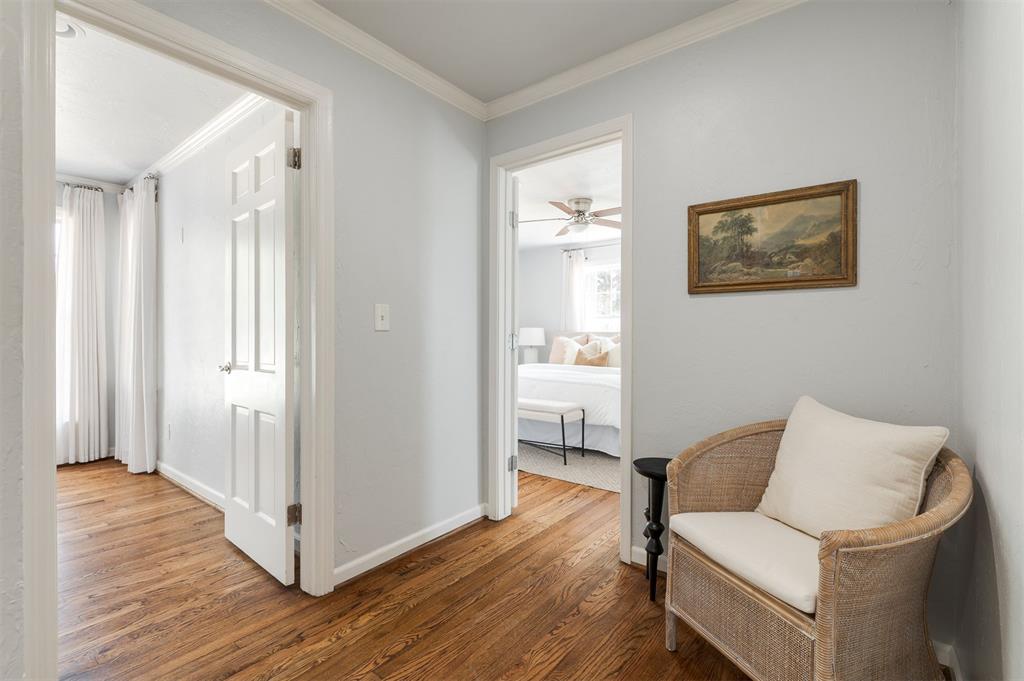 2017 Huntington Avenue Property Photo 28