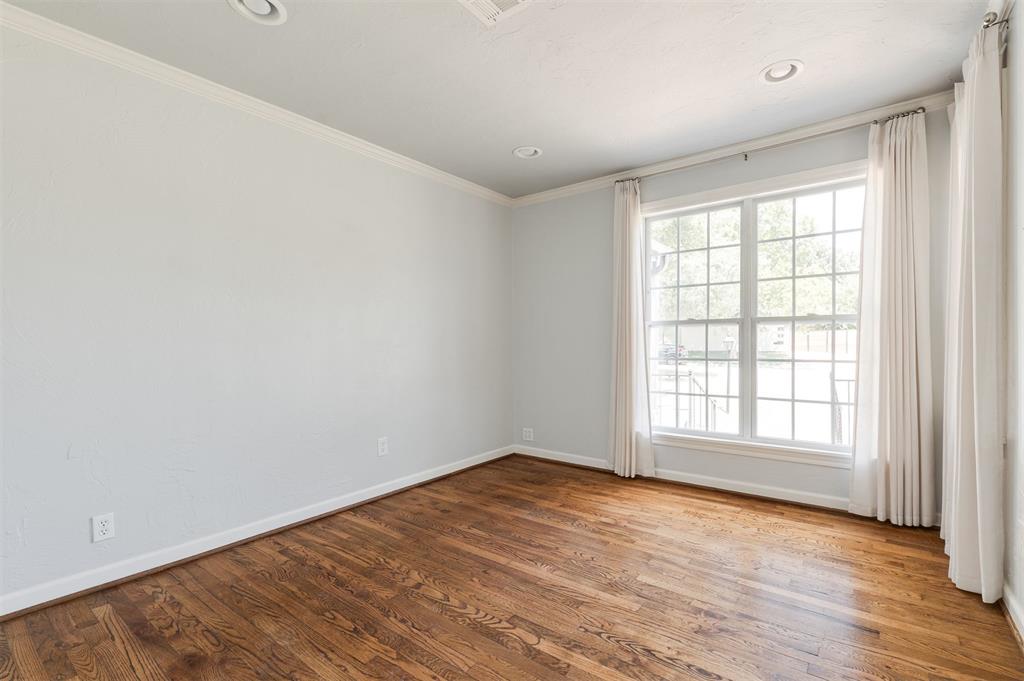 2017 Huntington Avenue Property Photo 31