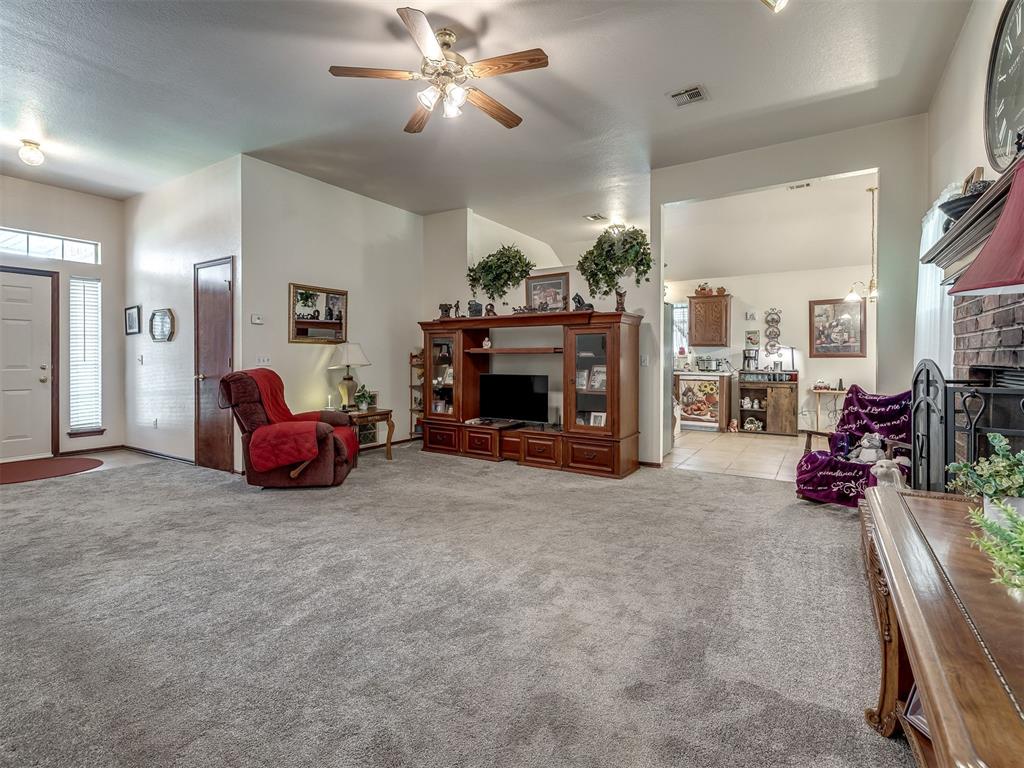 8301 Rayburn Avenue Property Photo 7