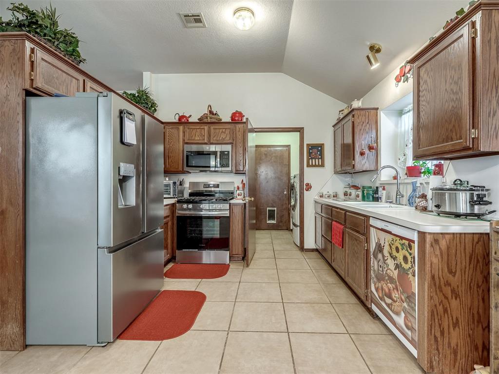 8301 Rayburn Avenue Property Photo 16