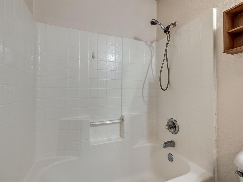 8301 Rayburn Avenue Property Photo 33