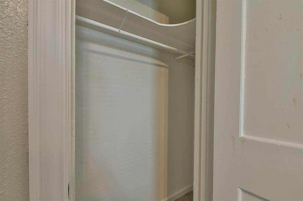 501 E Showalter Drive Property Photo 11