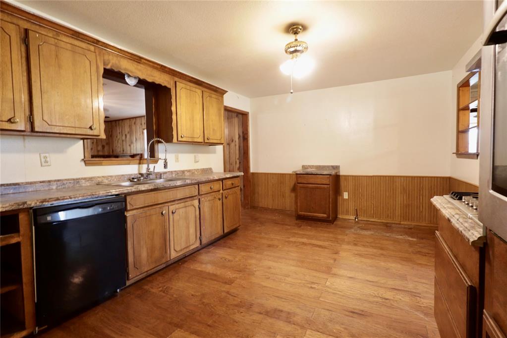 36730 E 113 Road Property Photo 3