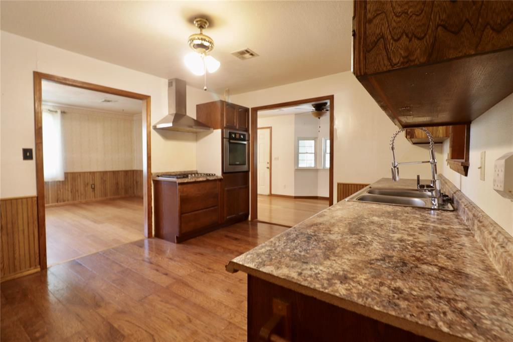 36730 E 113 Road Property Photo 4