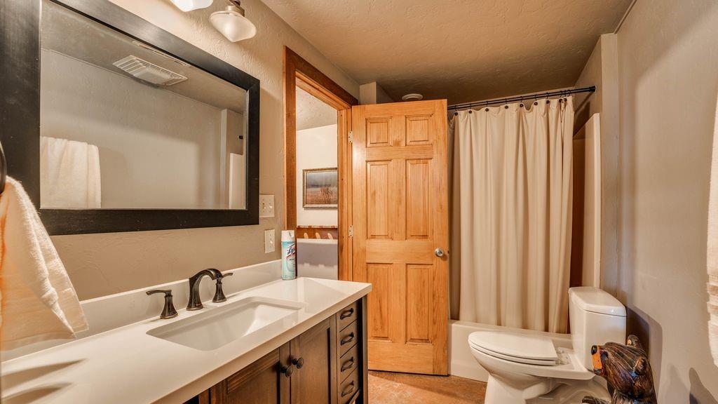 17151 N Western Avenue Property Photo 31