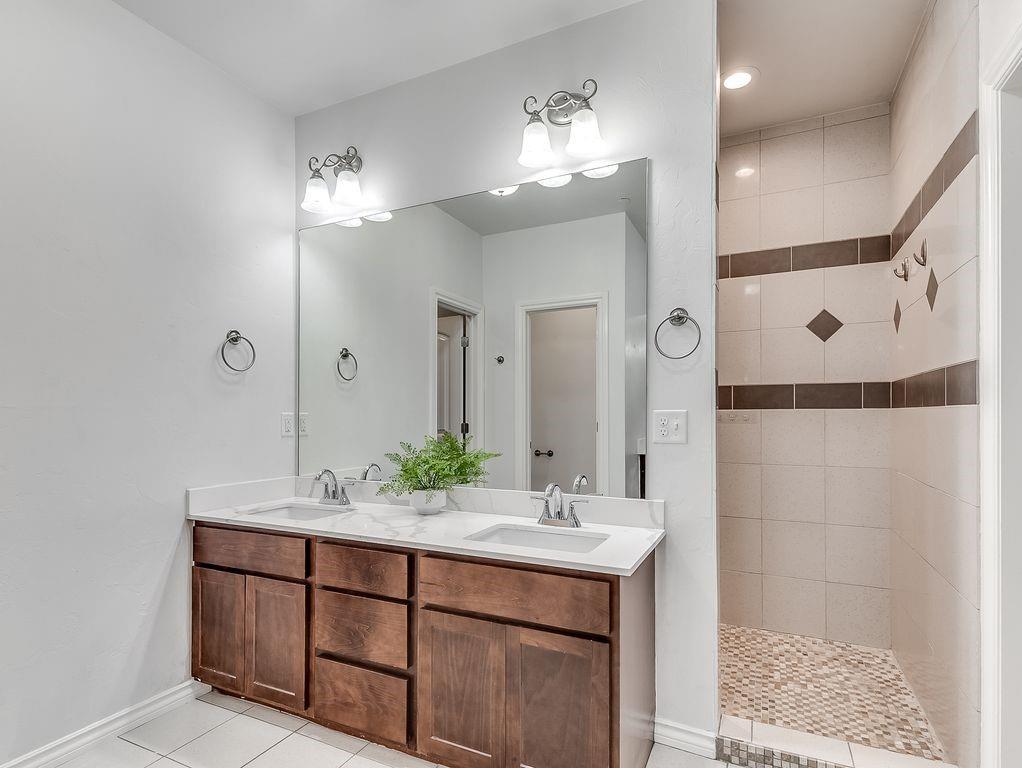 479 S Fretz Avenue Property Photo 17