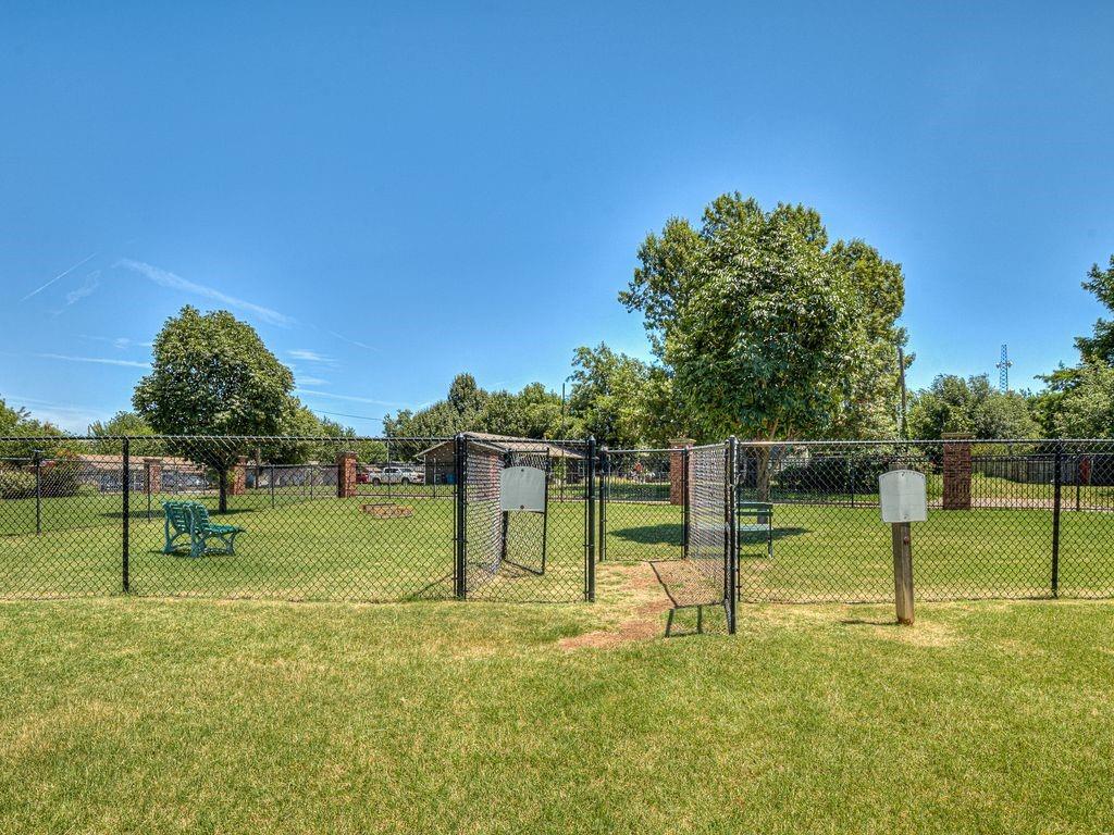 479 S Fretz Avenue Property Photo 27