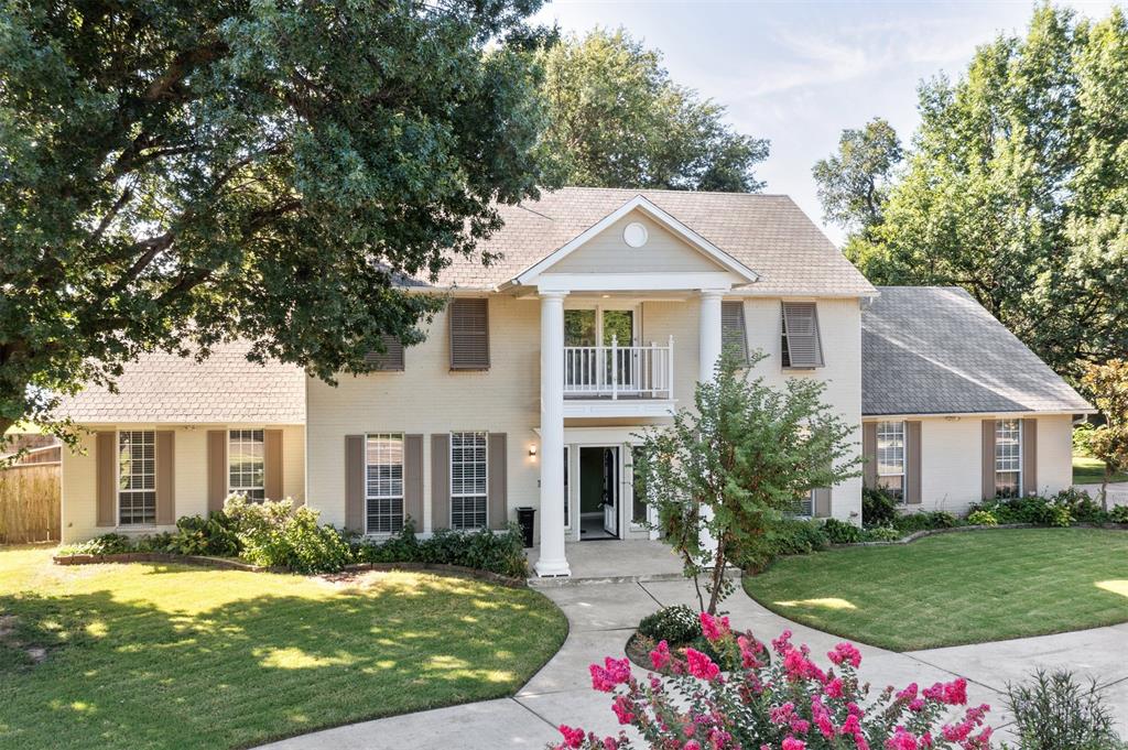 4004 Stonebridge Circle Property Photo 1