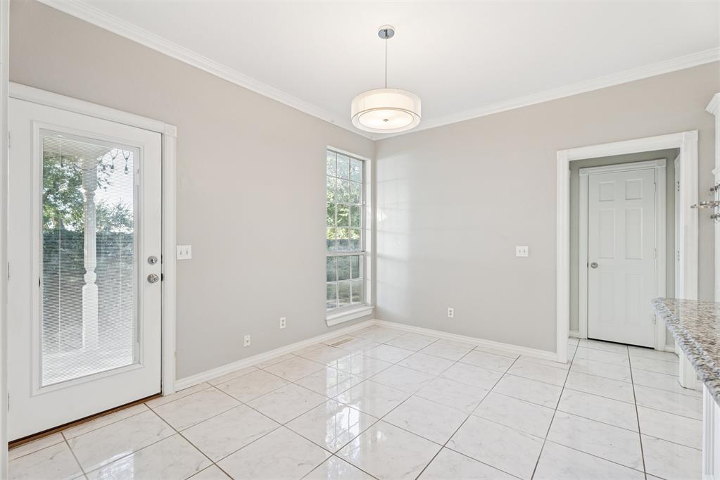 4004 Stonebridge Circle Property Photo 14