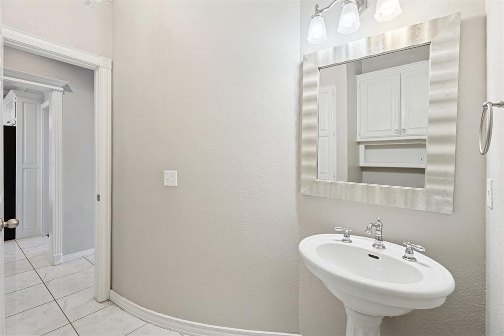 4004 Stonebridge Circle Property Photo 30