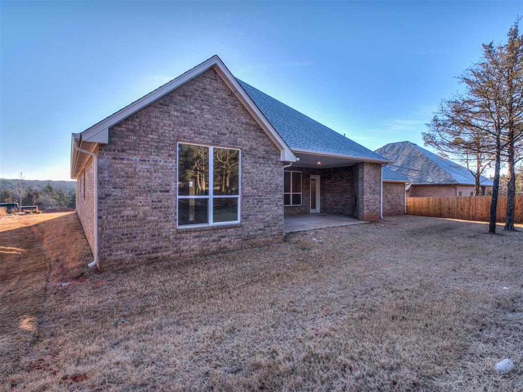 2425 Rumble Lane Property Photo 34