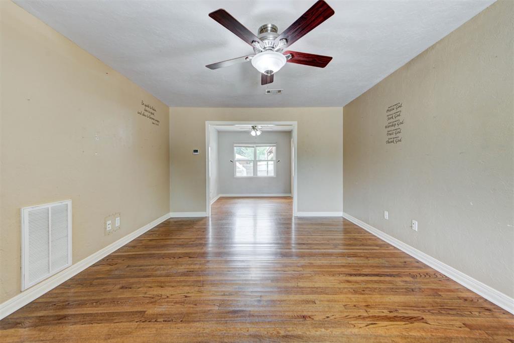 1916 Hasley Drive Property Photo 8