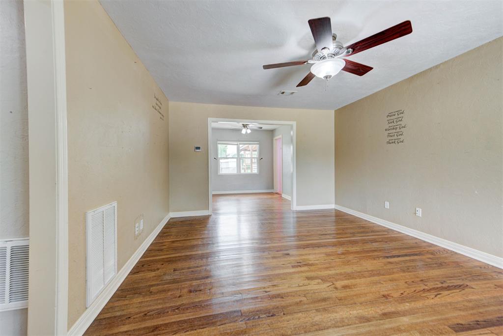 1916 Hasley Drive Property Photo 9