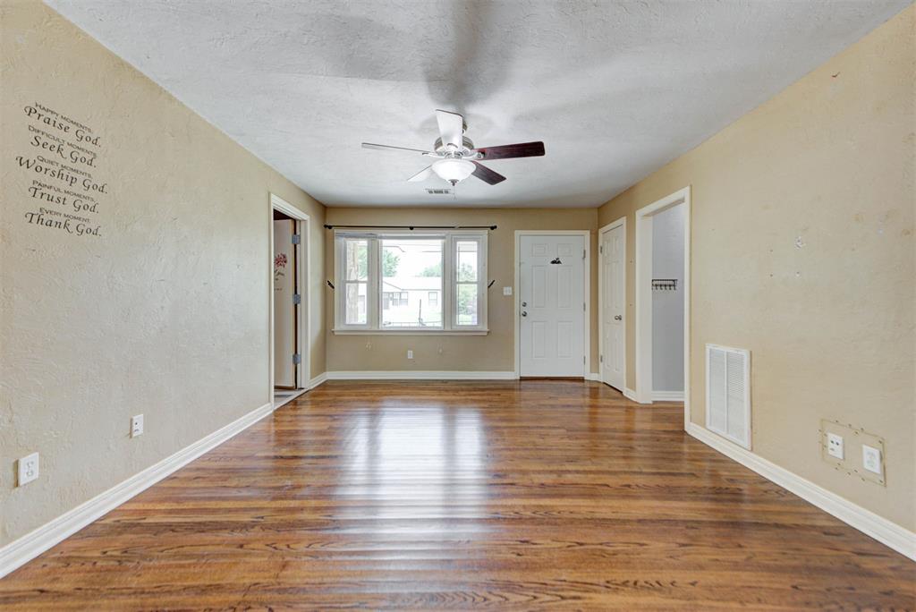 1916 Hasley Drive Property Photo 11